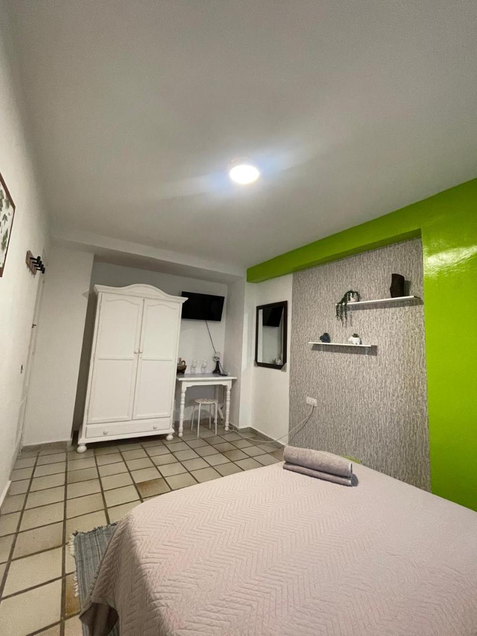 Habitacion Muy Centrica. 格拉纳达 外观 照片