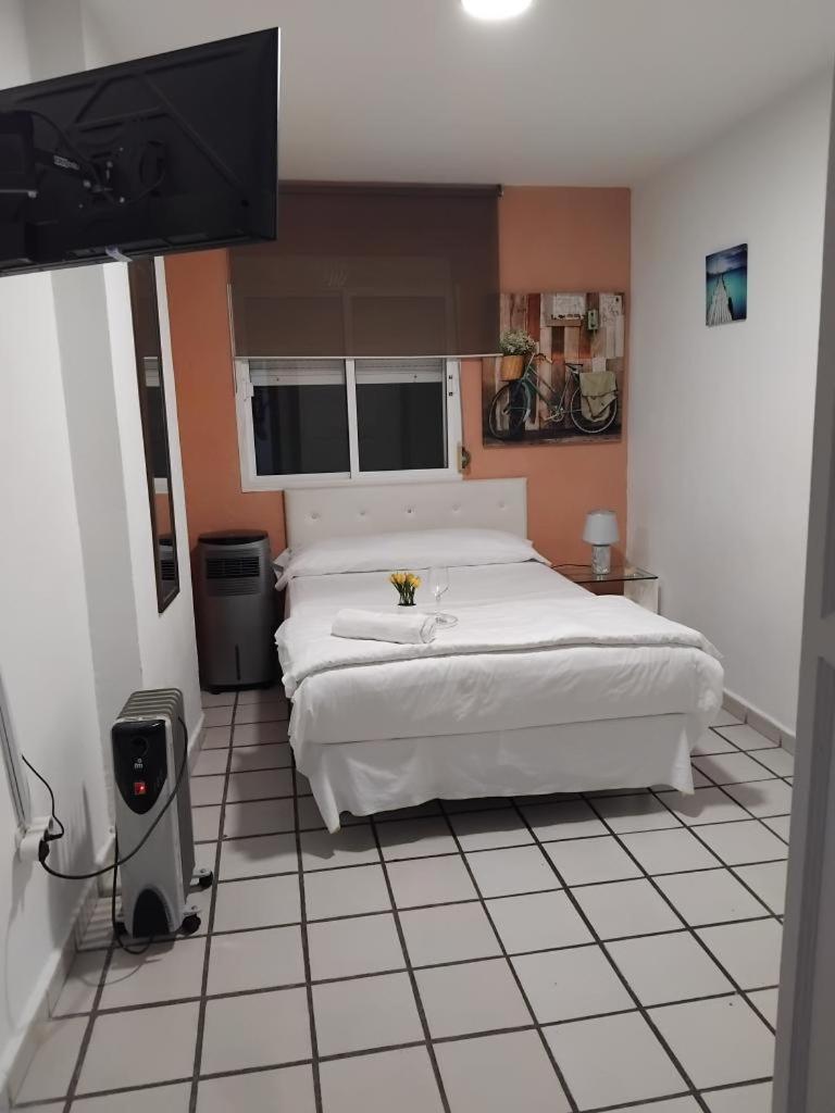 Habitacion Muy Centrica. 格拉纳达 外观 照片